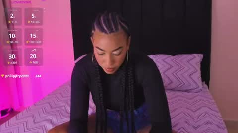 Snapshot of sasha_fox0 chatting on June 11, 4:21 am emy online show from June 11, 4:21 am