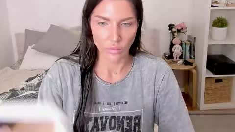 Sasha Miro online show from September 12, 2:11 am