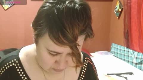 Snapshot of sasharosee2 chatting on November 19, 12:49 pm S A S H A R O S E online show from November 19, 12:49 pm