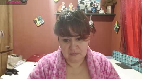 Snapshot of sasharosee2 chatting on November 20, 1:00 pm S A S H A R O S E online show from November 20, 1:00 pm