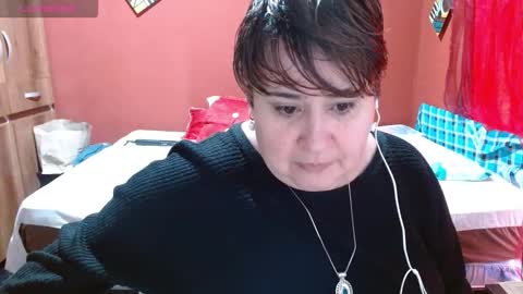 Snapshot of sasharosee2 chatting on November 24, 1:00 pm S A S H A R O S E online show from November 24, 1:00 pm