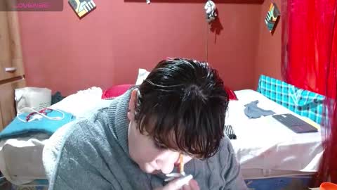 Snapshot of sasharosee2 chatting on November 28, 1:36 pm S A S H A R O S E online show from November 28, 1:36 pm