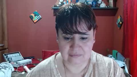 Snapshot of sasharosee2 chatting on December 22, 1:19 pm S A S H A R O S E online show from December 22, 1:19 pm