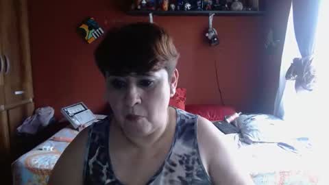 Snapshot of sasharosee2 chatting on January 5, 5:27 pm S A S H A R O S E online show from January 5, 5:27 pm