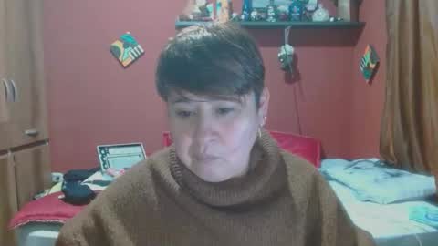 Snapshot of sasharosee2 chatting on January 14, 12:11 pm S A S H A R O S E online show from January 14, 12:11 pm