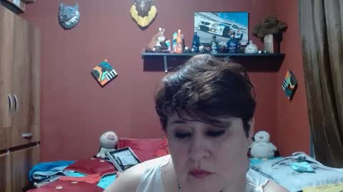 Snapshot of sasharosee2 chatting on February 13, 3:24 am S A S H A R O S E online show from February 13, 3:24 am