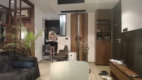 Sasha online show from December 19, 3:41 pm