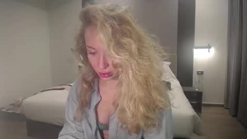 Sasha online show from March 4, 4:40 am