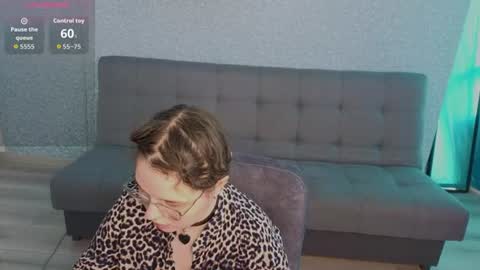 Snapshot of sashavibe chatting on June 10, 3:22 pm Sasha online show from June 10, 3:22 pm
