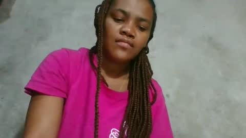 Snapshot of sasivia08 chatting on February 8, 5:33 am sasivia08 online show from February 8, 5:33 am