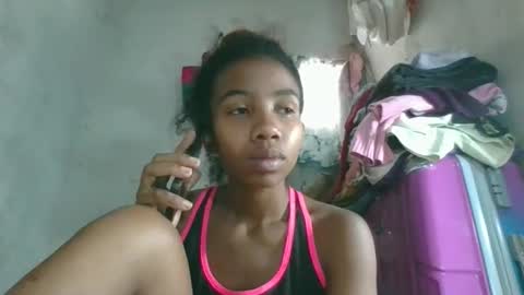 Snapshot of sasivia08 chatting on March 4, 7:36 am sasivia08 online show from March 4, 7:36 am