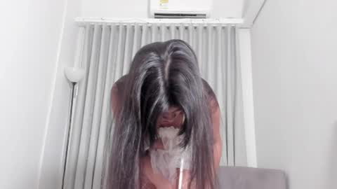 Snapshot of saski_martell chatting on May 10, 3:44 am saski martell online show from May 10, 3:44 am