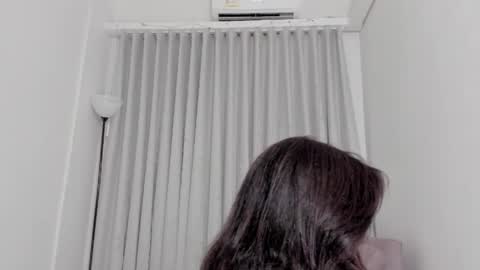 Snapshot of saski_martell chatting on May 24, 1:10 am saski martell online show from May 24, 1:10 am