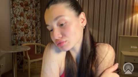 Snapshot of sassqueen18 chatting on October 26, 6:25 pm Katerina online show from October 26, 6:25 pm