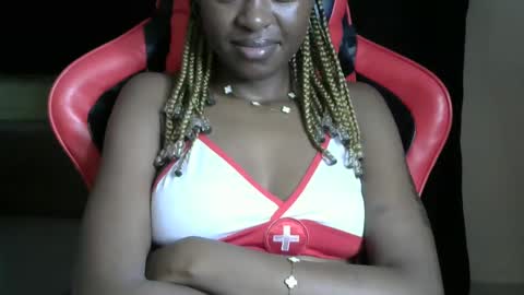 sassy_lyne online show from May 29, 8:23 am