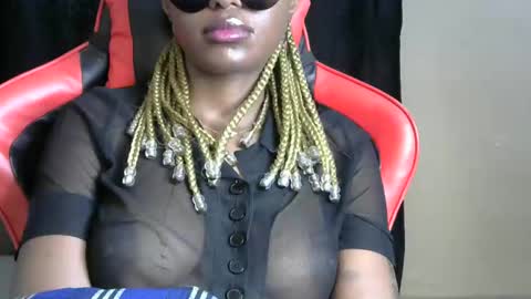 sassy_lyne online show from May 31, 12:41 am