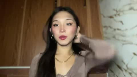 Sassygirl online show from June 9, 10:27 am