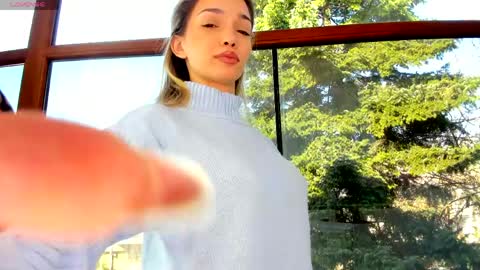 sassyt33n online show from April 6, 7:09 am