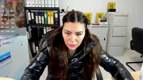 sassytiff online show from January 21, 11:13 am