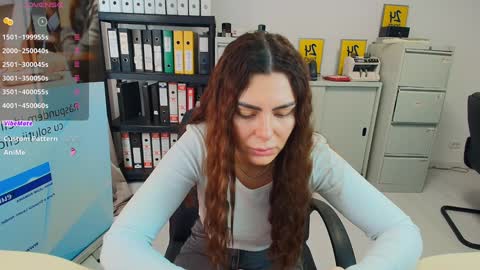 sassytiff online show from January 28, 11:38 am