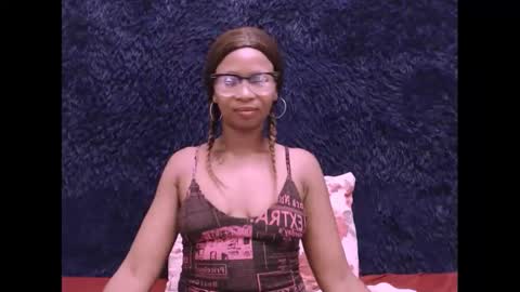 Snapshot of sasyylissaa chatting on December 14, 9:45 pm sasyylissaa online show from December 14, 9:45 pm