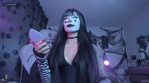 Snapshot of satanbabee_ chatting on October 22, 10:42 pm im expecting 300 thumbs up on my altar online show from October 22, 10:42 pm