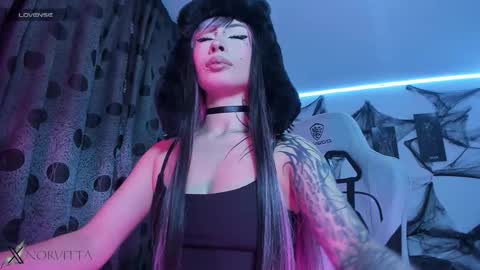 Snapshot of satanbabee_ chatting on November 3, 12:46 am im expecting 300 thumbs up on my altar online show from November 3, 12:46 am