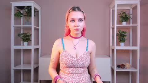 Lin online show from March 9, 5:44 am