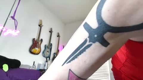 Saturn Girl online show from January 12, 7:08 pm