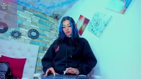 Snapshot of saturno_stone chatting on October 7, 5:59 am Saturnooo online show from October 7, 5:59 am
