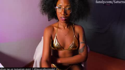 saturno_vibes online show from November 24, 9:42 am