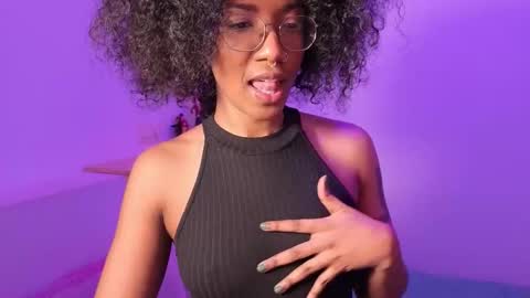 saturno_vibes online show from January 19, 10:08 am