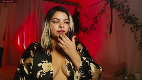 Gina George online show from December 28, 12:26 am