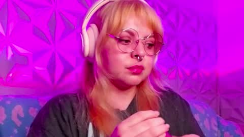 Gina George online show from October 2, 2:18 am