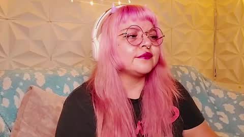 Gina George online show from May 26, 12:17 am