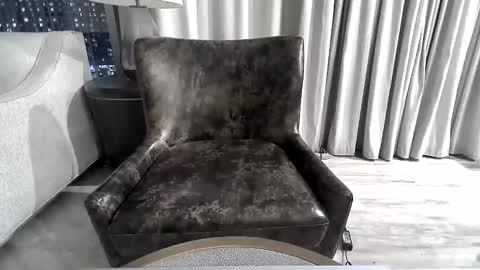 Snapshot of satyric_haetera chatting on January 14, 1:36 am Sophia online show from January 14, 1:36 am