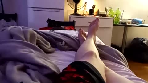 Snapshot of saucybear666 chatting on December 9, 12:19 pm SnowBunny online show from December 9, 12:19 pm