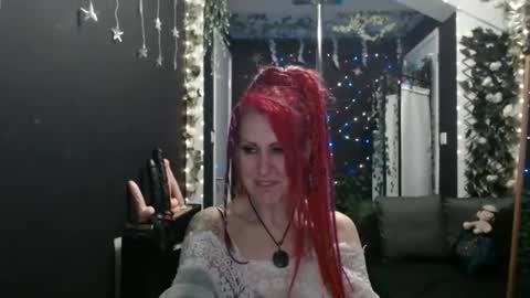 SaucySky online show from February 18, 9:31 pm