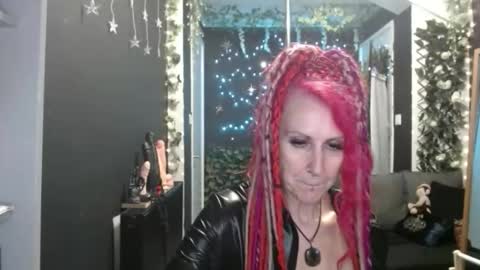 SaucySky online show from September 21, 8:21 pm