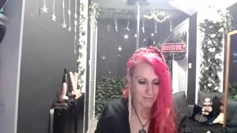 SaucySky online show from March 23, 10:03 pm