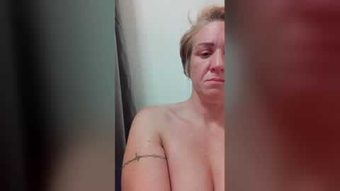 Snapshot of savage_slut69 chatting on June 18, 7:08 am Savage Slut69 online show from June 18, 7:08 am