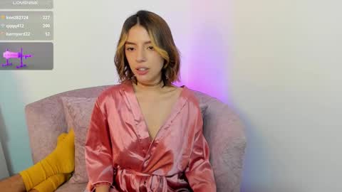 savagesweethearts online show from December 9, 9:05 pm