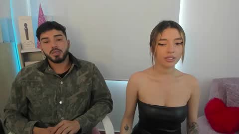 savagesweethearts online show from December 26, 3:42 pm