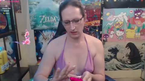 Snapshot of savanah_banana chatting on July 2, 9:26 am Savanah online show from July 2, 9:26 am