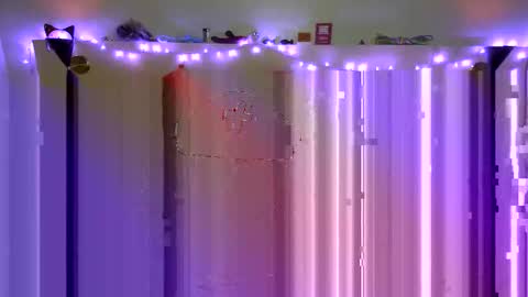 Snapshot of savannahsky352 chatting on February 2, 8:57 am Myles Deep Savannah Sky online show from February 2, 8:57 am