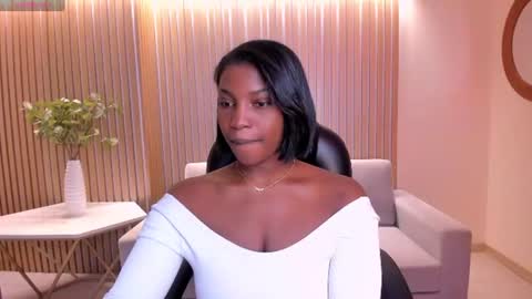 Snapshot of savannahstorm_ chatting on July 15, 10:31 am S a v a n n a h online show from July 15, 10:31 am