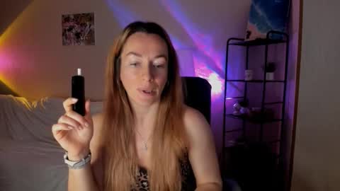 save the qween online show from November 23, 6:57 am