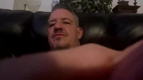 Snapshot of saveme5169 chatting on April 15, 10:43 pm saveme5169 online show from April 15, 10:43 pm