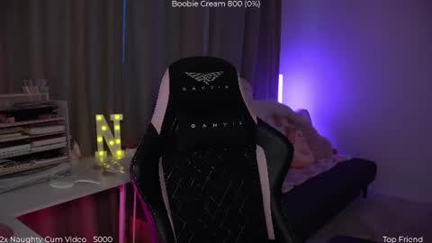 Naomi online show from July 7, 6:45 pm