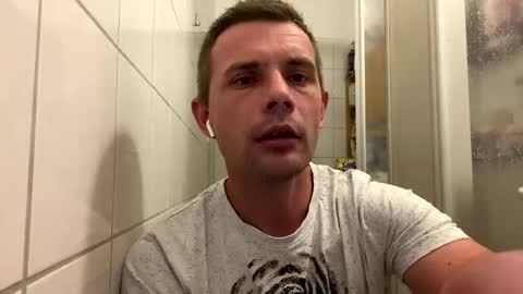 Snapshot of sawa08051989 chatting on September 14, 1:05 am chamomile online show from September 14, 1:05 am